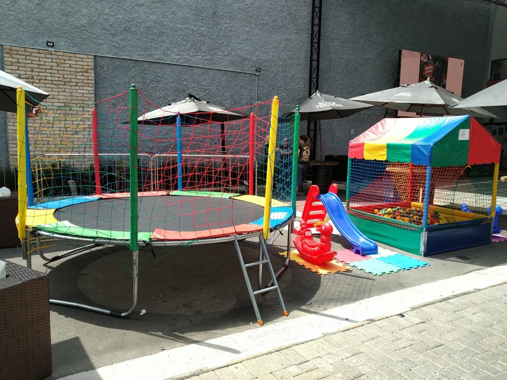 aluguel de brinquedo